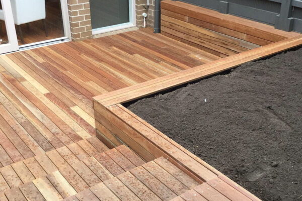 Deck built by a handyman